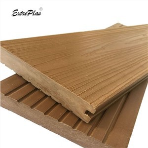 Plastmasas ieklāšanas piestātne